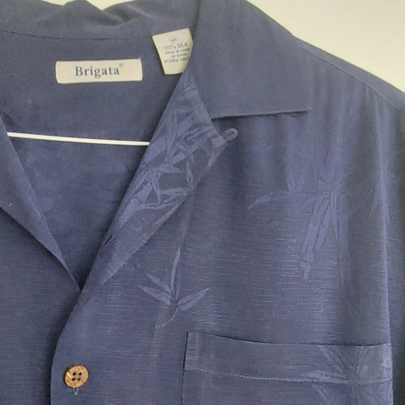 Brigata 100% silk shirt , short sleeve - Picture 2 of 6